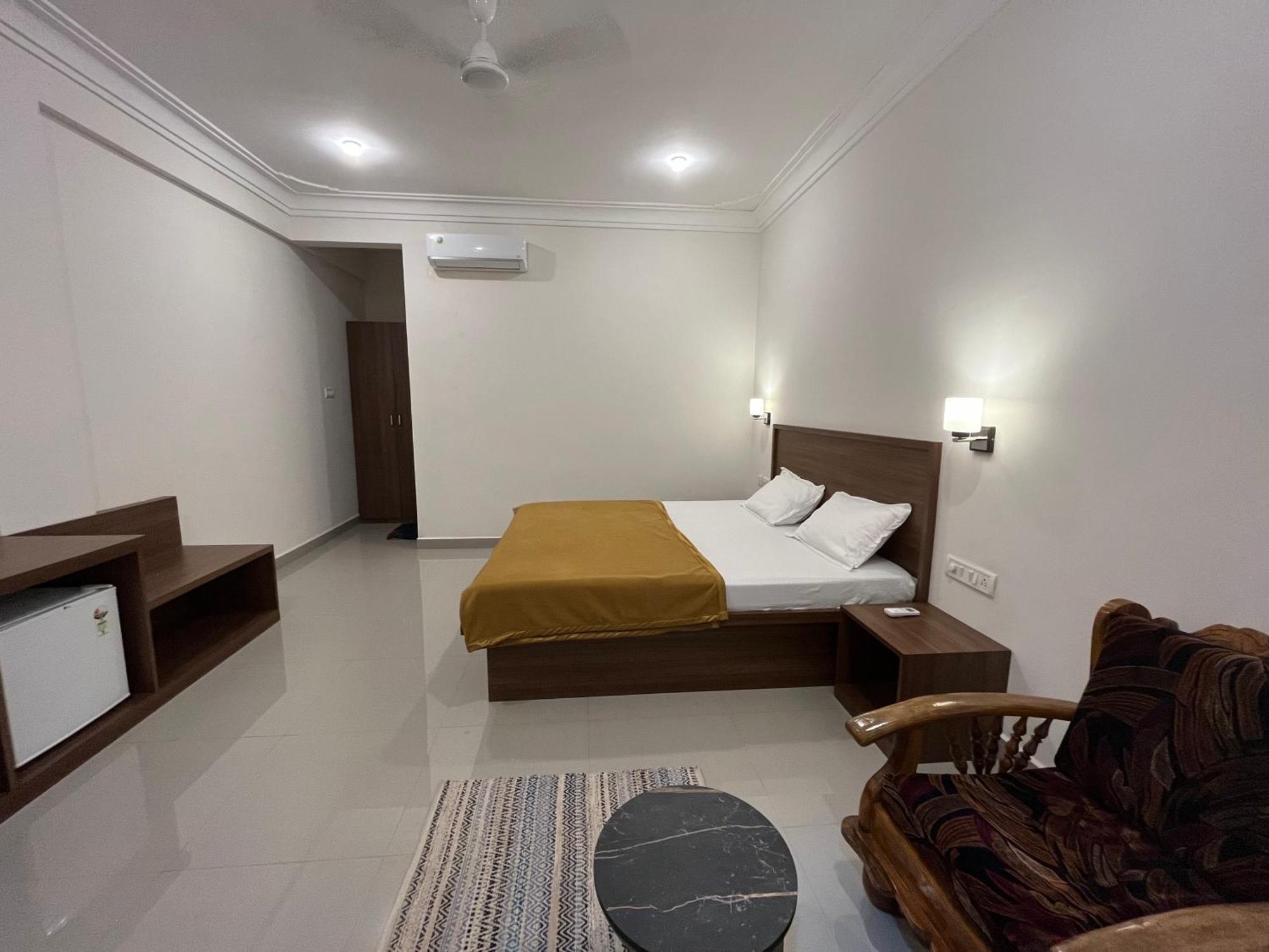 Morjim Sunset Guesthouse - 300 Meter To Morjim Beach Exterior foto